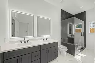 5034 Pershing St, Houston, TX 77033 - Photo 15