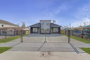 5034 Pershing St, Houston, TX 77033 - Photo 3