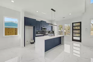 5034 Pershing St, Houston, TX 77033 - Photo 11