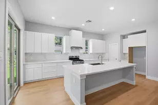 26713 N Dogwood Ln, Magnolia, TX 77355 - Photo 9
