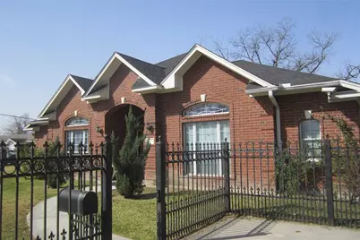 6003 Hirsch Road, Houston, TX 77026 - Photo 1