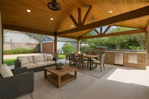 1320 Woodvine Dr, Houston, TX 77055 - Photo 19