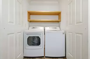 1320 Woodvine Dr, Houston, TX 77055 - Photo 19