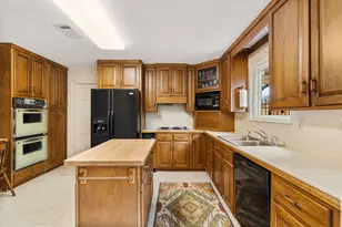 14535 Carolcrest Dr, Houston, TX 77079 - Photo 15