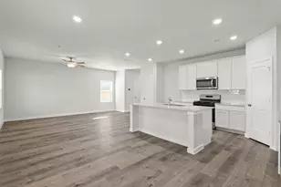 8043 Heroes Hall Dr, Magnolia, TX 77354 - Photo 5