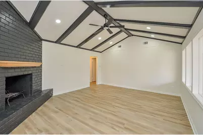 10623 Longmont Drive, Houston, TX 77042 - Photo 17