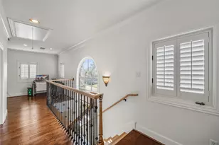 1302 Antoine Dr, Houston, TX 77055 - Photo 11