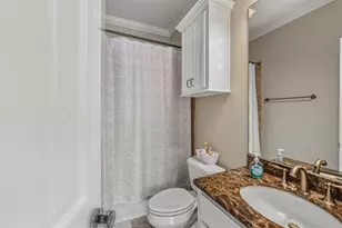 1302 Antoine Dr, Houston, TX 77055 - Photo 17