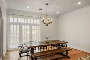 1302 Antoine Dr, Houston, TX 77055 - Photo 11