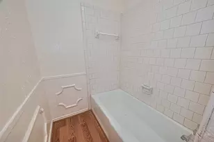 12633 Memorial Dr, Houston, TX 77024 - Photo 13