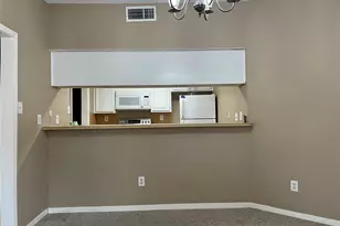 10130 Waterstone Dr, Houston, TX 77042 - Photo 9