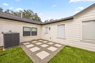 2501 Briarhurst Dr, Houston, TX 77057 - Photo 33