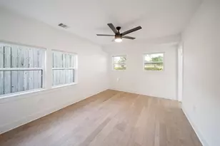 2501 Briarhurst Dr, Houston, TX 77057 - Photo 27
