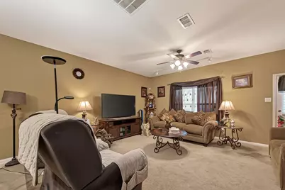 1019 Arnica Street, Baytown, TX 77521 - Photo 5