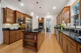 4010 Milton St, Houston, TX 77005 - Photo 9