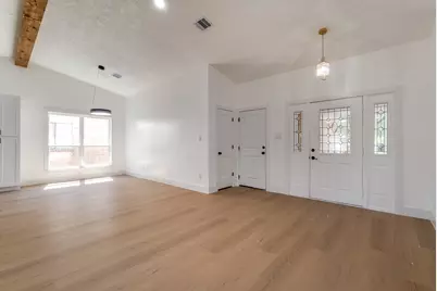 9002 Enchanted Forest Drive, Houston, TX 77088 - Photo 9