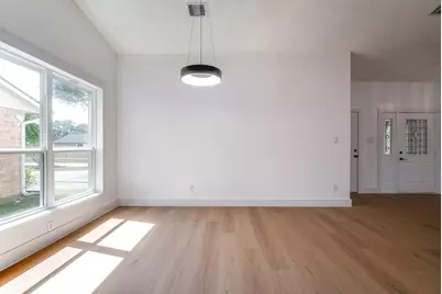 9002 Enchanted Forest Drive, Houston, TX 77088 - Photo 21