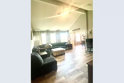 4018 Leighann Lane Drive, Houston, TX 77047 - Photo 9