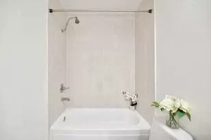 7619 Lemma Dr, Houston, TX 77041 - Photo 27