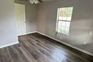 4412 Denmark St, Houston, TX 77016 - Photo 3