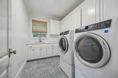 11921 Knippwood Lane, Houston, TX 77024 - Photo 23