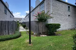 7649 Cambridge St, Houston, TX 77054 - Photo 25