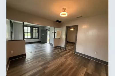 1515 Moulton Street, Shiner, TX 77984 - Photo 11