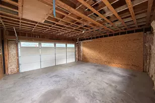 1515 Moulton St, Shiner, TX 77984 - Photo 21
