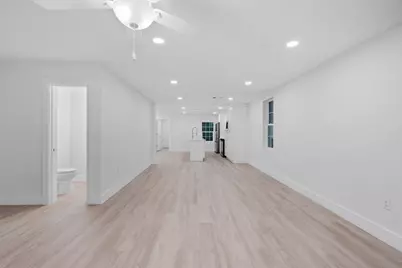 3619 Avenue S, Galveston, TX 77550 - Photo 3