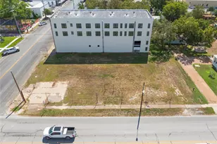 607 Lyons Ave, Schulenburg, TX 78956 - Photo 7