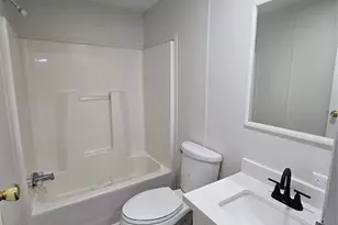 210 S Southwind Trails, Cleveland, TX 77328 - Photo 15