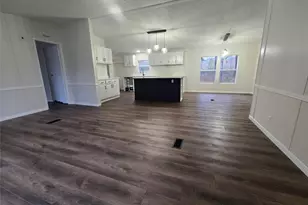 210 S Southwind Trails, Cleveland, TX 77328 - Photo 9