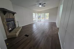 210 S Southwind Trails, Cleveland, TX 77328 - Photo 7