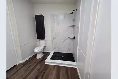 210 S Southwind Trails, Cleveland, TX 77328 - Photo 17