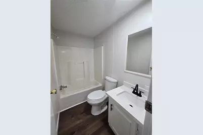 210 S Southwind Trails, Cleveland, TX 77328 - Photo 17