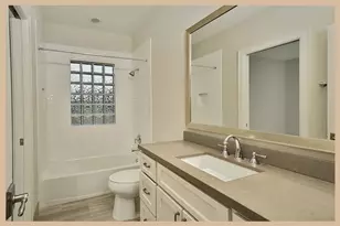 215 Willow St, Shenandoah, TX 77384 - Photo 17