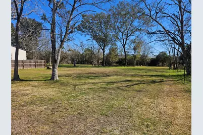 710 Milam Avenue, Eagle Lake, TX 77434 - Photo 5