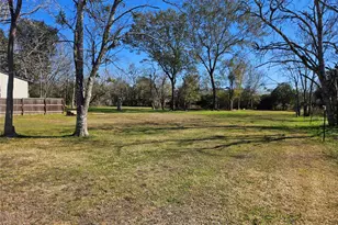 710 Milam Ave, Eagle Lake, TX 77434 - Photo 5