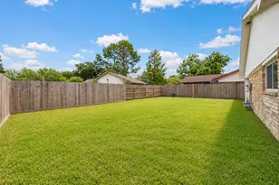 911 Golden W Dr, Katy, TX 77450 - Photo 29