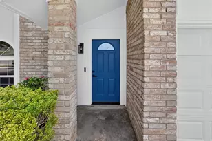 911 Golden W Dr, Katy, TX 77450 - Photo 3