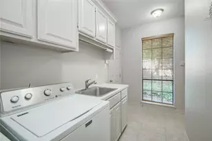 102 River Oaks Dr, Lake Jackson, TX 77566 - Photo 33