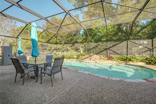 102 River Oaks Dr, Lake Jackson, TX 77566 - Photo 13