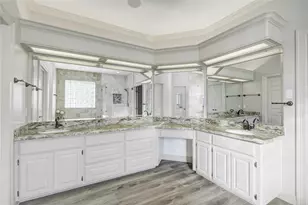 102 River Oaks Dr, Lake Jackson, TX 77566 - Photo 29