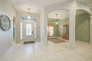 102 River Oaks Dr, Lake Jackson, TX 77566 - Photo 3