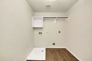 11418 El Diamante Dr, Houston, TX 77048 - Photo 5