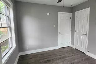 9711 Aguila St, Houston, TX 77013 - Photo 17