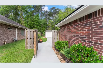 1415 River Oaks Drive, Huntsville, TX 77340 - Photo 27