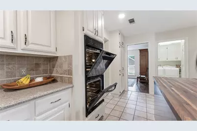 1415 River Oaks Drive, Huntsville, TX 77340 - Photo 9