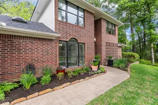 1415 River Oaks Dr, Huntsville, TX 77340 - Photo 3