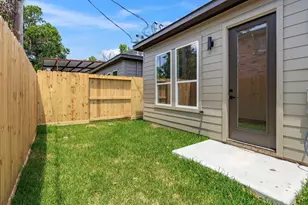 6624 St Augustine St, Houston, TX 77021 - Photo 3